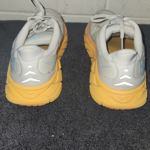 Hoka One One Arahi 6 Running Shoes Size 7 Womens - Picture 7 of 8